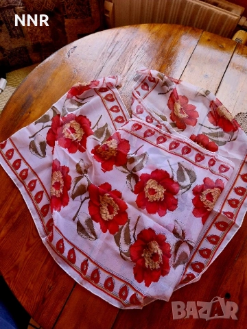 Шал, шалчета - 2 бр., 5 лв. бр., снимка 4 - Шалове - 52247189