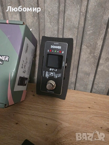 Хроматичен тунер Donner DT-1 – педал за китара и бас (чисто нов), снимка 2 - Китари - 52870487