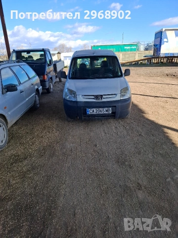 продавам баничарка много добро техническо състояние Всичко работи по нея преглед застраховка