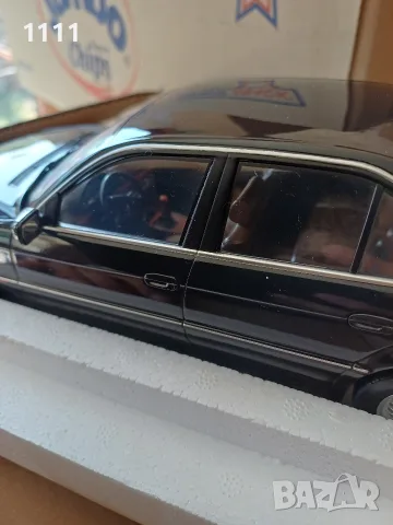 Bmw e38  740i 1/18 , снимка 3 - Колекции - 55801238