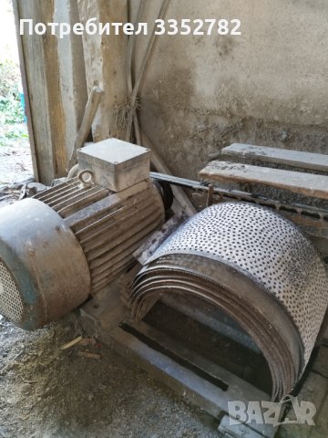 Фуражомелка,циклон,сита и мотор 22kw 22kw, снимка 7 - Други машини и части - 41883274