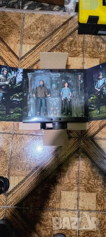 NECA The Last of Us Part II Ultimate Joel & Ellie ,нова пълен комплект , снимка 12 - Колекции - 48223221