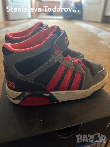 Кецки adidas, снимка 4 - Детски обувки - 52256552