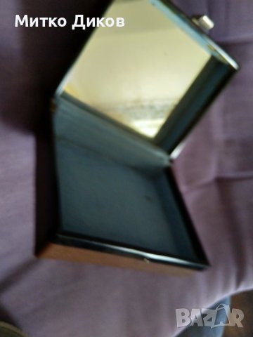 Кожена кутия с огледало несесер 125х103х51мм от соца, снимка 4 - Антикварни и старинни предмети - 44231416