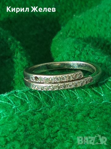 СКЪПОЦЕНЕН СРЕБЪРЕН МОДЕН АРТ ПРЪСТЕН СРЕБРО 925 с ФАСЕТИРАНИ ЮВЕЛИРНО ЦИРКОНИ 32426