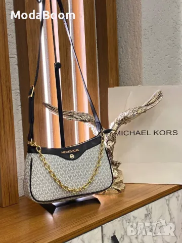 Michael Kors дамски чанти Различни цветове , снимка 4 - Чанти - 48841946
