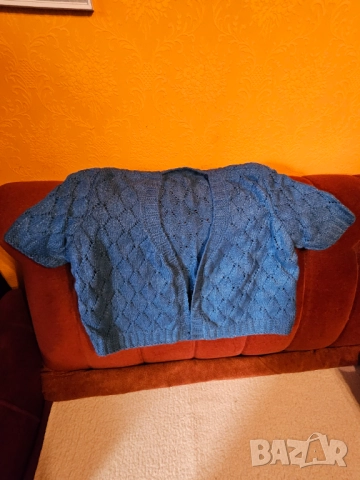 Плетена жилетка