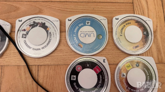 PSP 2004 + 9 игри, снимка 3 - PlayStation конзоли - 52799173