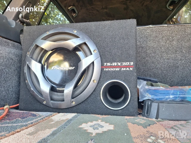 Продавам бас каса Pioneer 12 