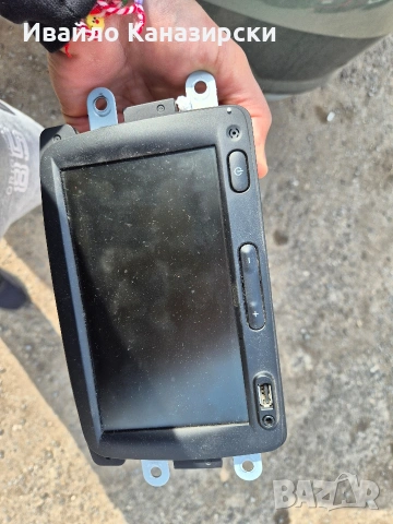 продавам оригинална навигация/мултимедия за Dacia и Renault , снимка 2 - Части - 53754931