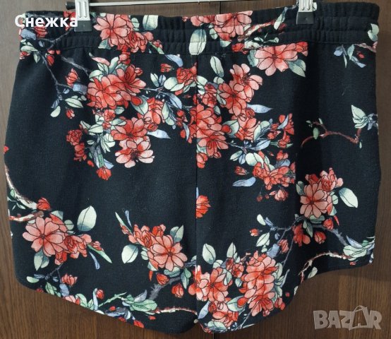 Дамски летни къси гащи, снимка 2 - Къси панталони и бермуди - 41640762