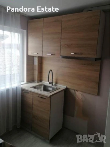 Продава едностаен апартамент в Центъра, снимка 4 - Апартаменти - 53793453