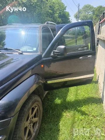 Джип Чероки2.8,163к.с., снимка 3 - Автомобили и джипове - 56205461