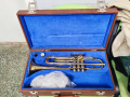VENATOR Present mod 3 Made In USA B-Flat Trumpet - Б тромпет с луксозен куфар и мундщук , снимка 1 - Духови инструменти - 44532104