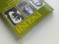 Английски език за 9 клас. - Д.Маркова,Е.Атанасова - 1997г., снимка 7