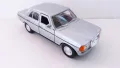 Mercedes-Benz E-Class 230E Welly - Мащаб 1:34-39, снимка 5