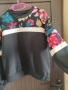 черна спортна блуза с цветни елементи , снимка 2