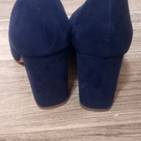Официални тъмно сини обувки, снимка 2 - Дамски елегантни обувки - 41609010