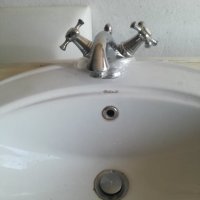 Шкаф за баня с вградена мивка и със смесител, снимка 7 - Шкафове - 42599845