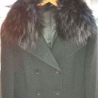 Черно палто 100 %вълна и лисица , снимка 1 - Палта, манта - 39057425