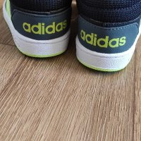 Маратонки Adidas 21 номер НОВИ, снимка 2 - Детски маратонки - 34373115