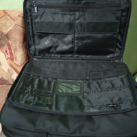 Оригинална чанта за лаптоп HP, снимка 5 - Лаптоп аксесоари - 36322159