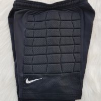 Вратарски шорти Nike 12-13 години, снимка 3 - Футбол - 41985426