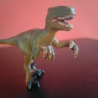 Колекционерска фигурка Schleich Dinosaurs Velociraptor 2003г 73527, снимка 10 - Колекции - 41982838