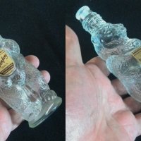 Стара малка стъклена бутилка мечка, снимка 7 - Други ценни предмети - 40124573