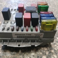 Fuse box 46835425 42504155180220 Fiat Punto 1.2 8V 188 бушониера фиат пунто, снимка 3 - Части - 42030850