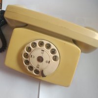 Ретро телефон с шайба, снимка 1 - Антикварни и старинни предмети - 44225942