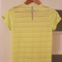 Дамска спортна блуза Kalenji, размер М - отлично състояние!, снимка 2 - Тениски - 44829294