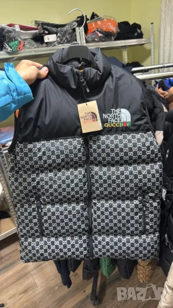 Полари и елеци , снимка 1