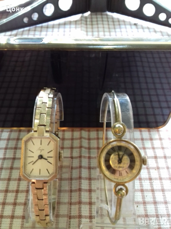 Позлатени дамски часовници ЛУЧ и ЧАЙКА, снимка 1