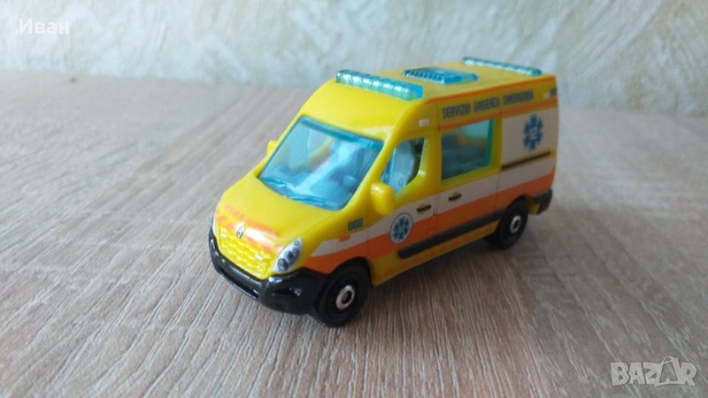 Renault master ambilance matchbox, снимка 1