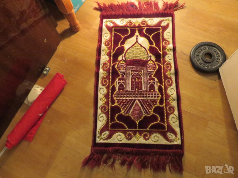 Старинно турско малко килимче, ковьор за стена с  турска джамия и полумесец, снимка 1