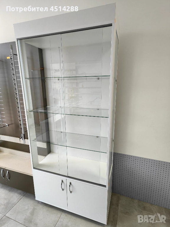 Продава нова експозиционна, интериорна витрина, снимка 1