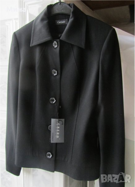 Продавам чисто нов елегантен костюм марка "Кредо" , снимка 1