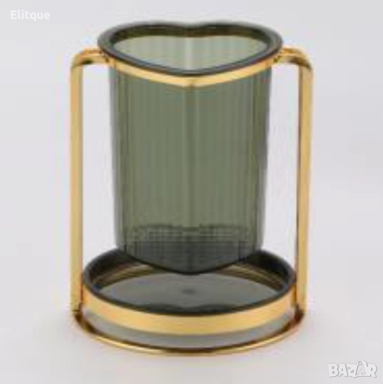 Зелена единична поставка във формата на сърце, подходяща за прибори  , снимка 1