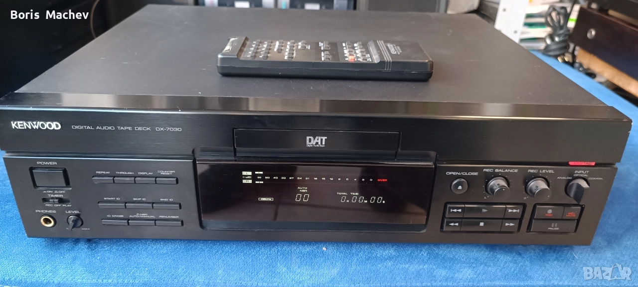 DAT Kenwood DX 7030 + дистанционно , снимка 1