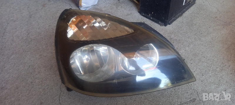 Десен фар Renault Clio II, снимка 1