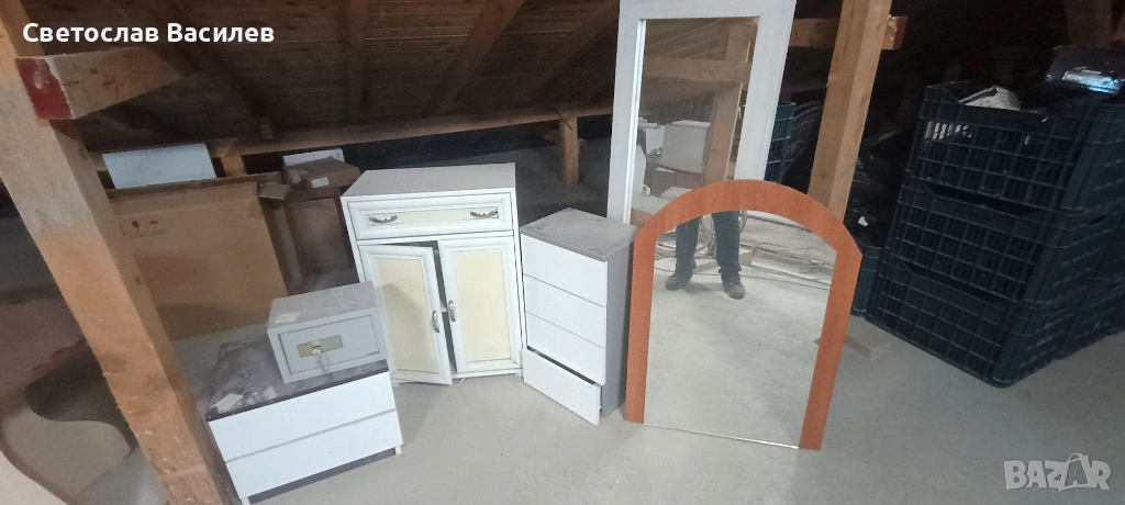 Продавам мебели - шкафове, маса и огледала, снимка 1