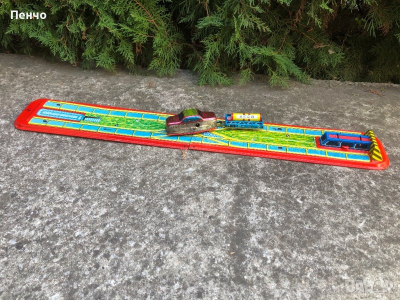 стара ламаринена, механична играчка - 1960/70г., снимка 1