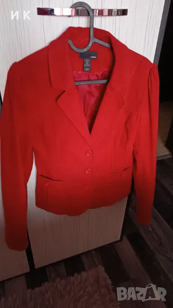 Червено сако, снимка 1