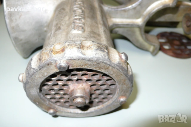 Мелачка за месо, снимка 2 - Месомелачки - 53120303