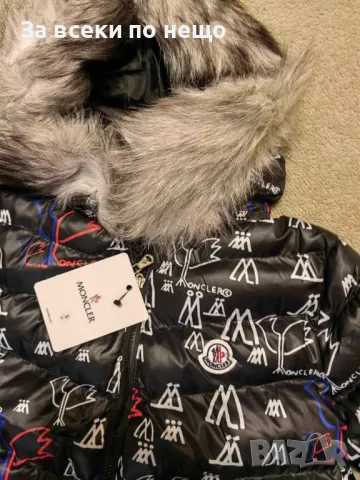 Дамско зимно яке с естествен косъм от лисица на качулката Moncler Код B304, снимка 3 - Якета - 48203018