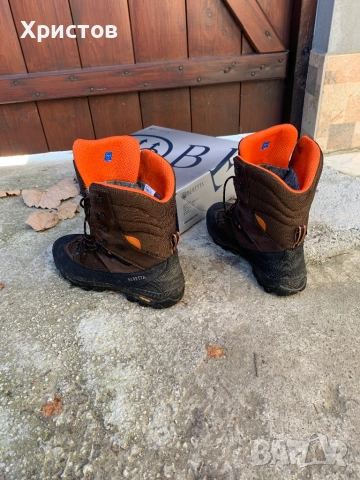 Обувки за туризъм и лов, снимка 2 - Мъжки боти - 52811278