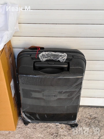 Чисто нов куфар American Tourister 55x40x20 см , снимка 8 - Куфари - 53072184