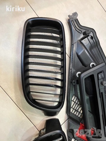 Бъбреци, решетки БМВ / BMW F30 F31 лайсни бутони капачки , снимка 5 - Части - 48369306