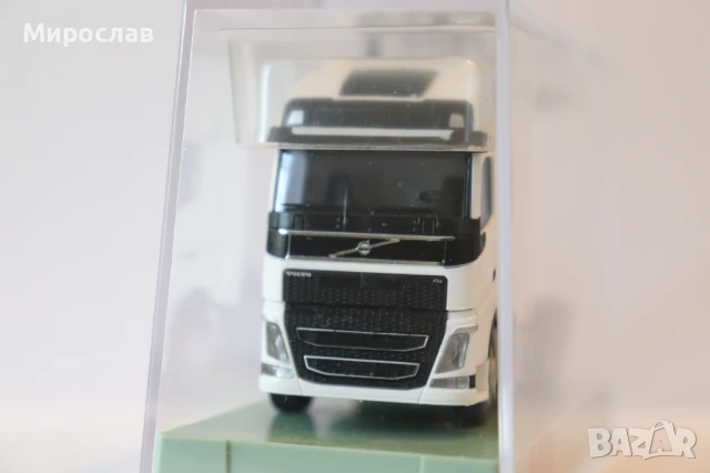 AWM H0 1/87 VOLVO ВЛЕКАЧ КАМИОН МОДЕЛ ТИР БЯЛ